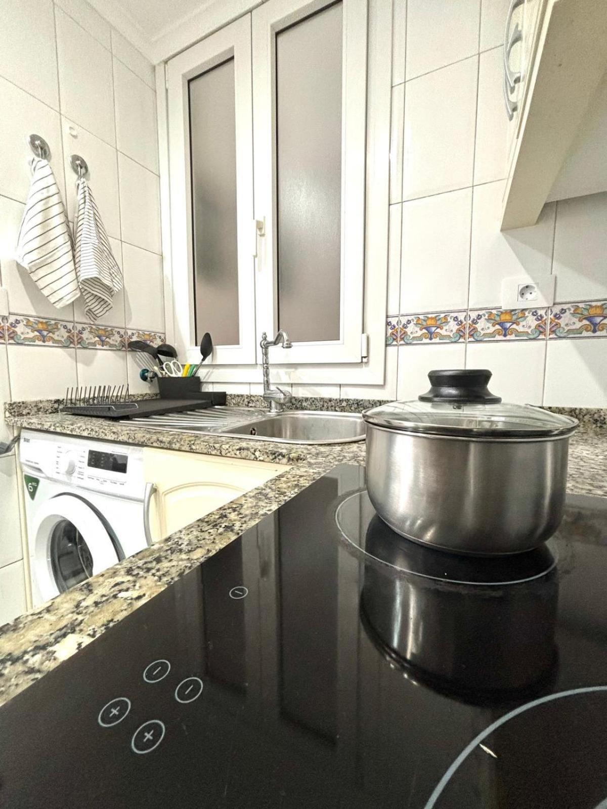 Apartament Luis Morote 2-c *